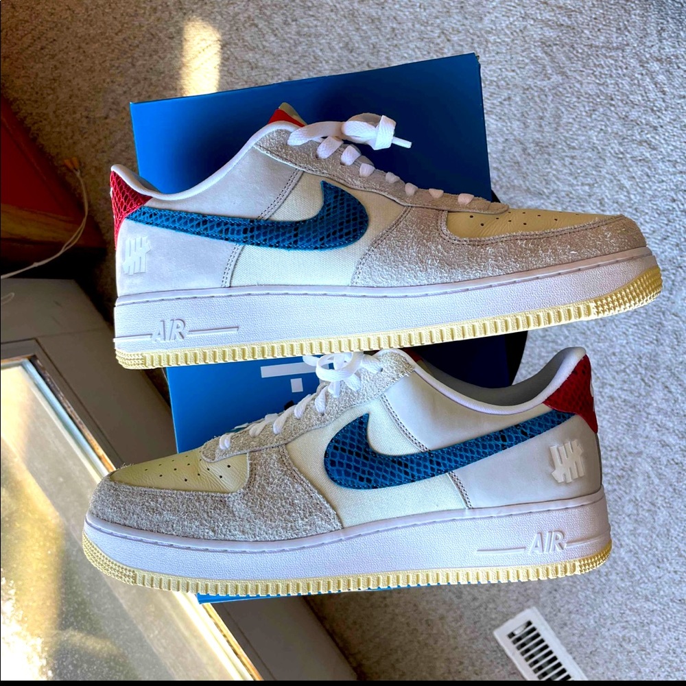 Undefeated x Nike Air Force 1 Low ‘5 On It’